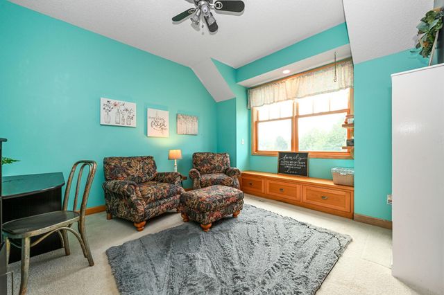 3929 Evermoor Parkway, Rosemount, MN 55068