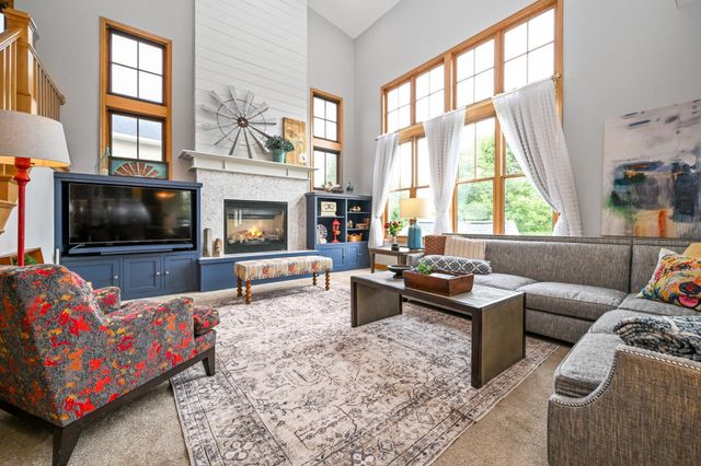 3929 Evermoor Parkway, Rosemount, MN 55068