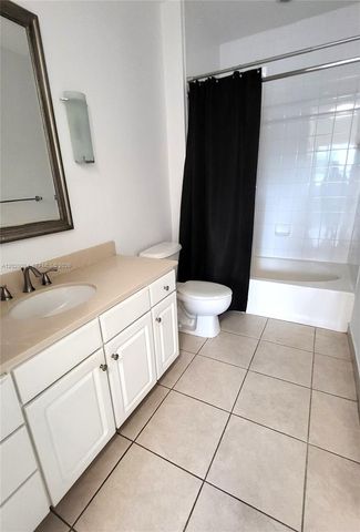 2001 Biscayne Blvd 2508, Miami, FL 33137