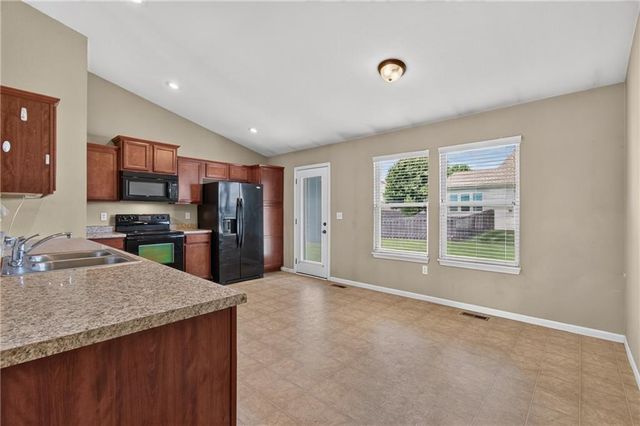 1200 SW Cornwall Road, Lee's Summit, MO 64083