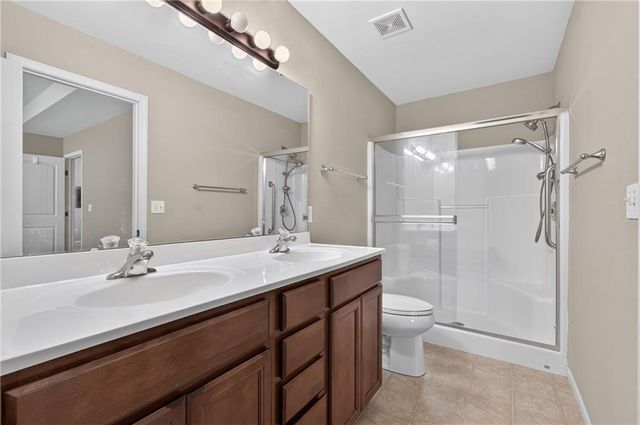 1200 SW Cornwall Road, Lee's Summit, MO 64083