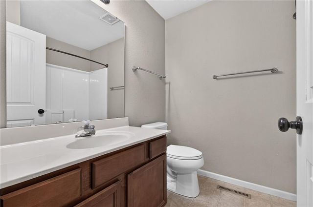 1200 SW Cornwall Road, Lee's Summit, MO 64083
