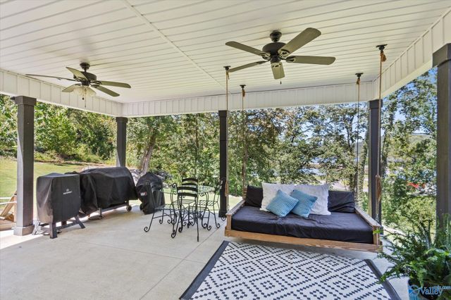 286 Mitchell Hollow Road, Grant, AL 35747