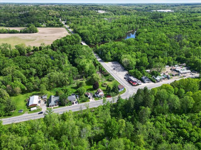 1387 E Riverside Drive, Ionia, MI 48846