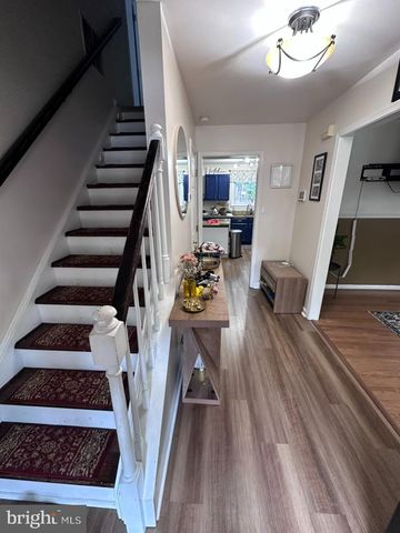 4802 QUEENSBURY CIR, Fredericksburg, VA 22408