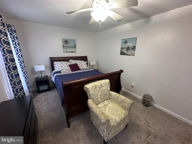 4802 QUEENSBURY CIR, Fredericksburg, VA 22408