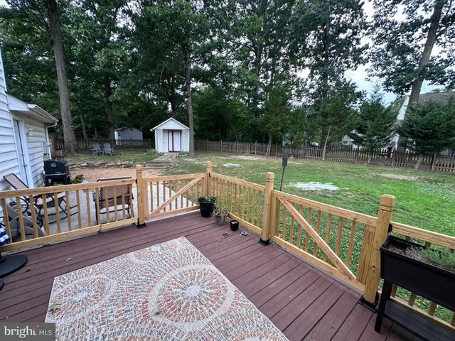 4802 QUEENSBURY CIR, Fredericksburg, VA 22408