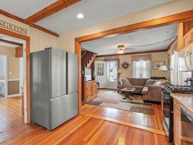 54 Cole St., Kingston, MA 02364