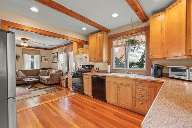 54 Cole St., Kingston, MA 02364
