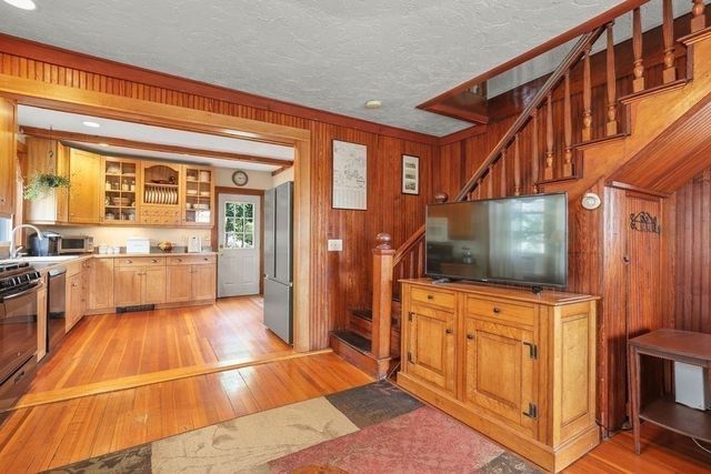 54 Cole St., Kingston, MA 02364