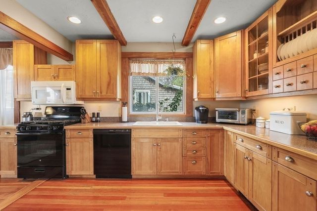 54 Cole St., Kingston, MA 02364