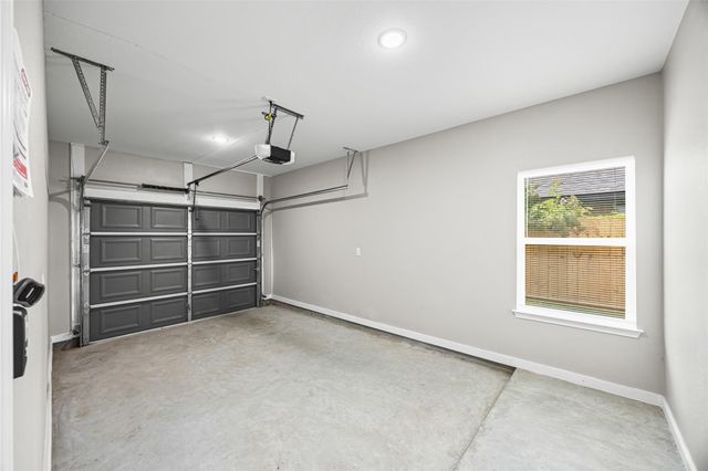 6719 Roanoke Street, Houston, TX 77028