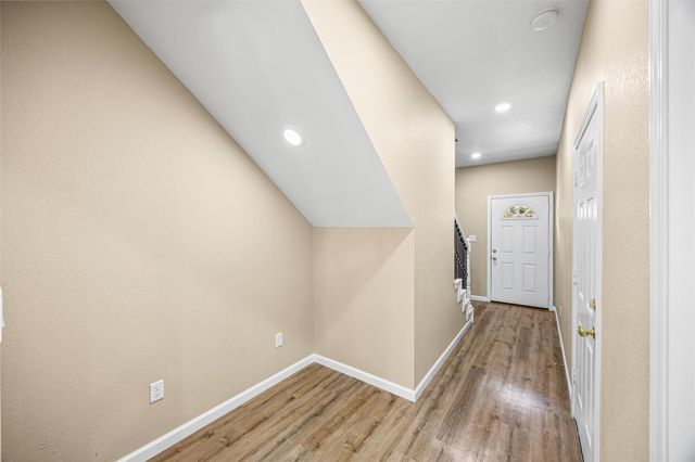 6719 Roanoke Street, Houston, TX 77028