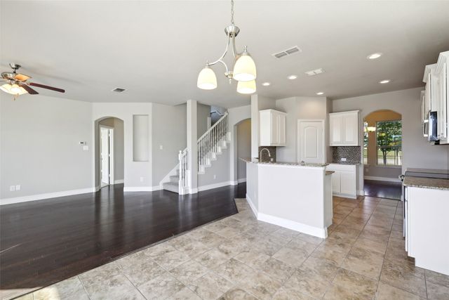 7353 Waterwell Trail, Forest Hill, TX 76140