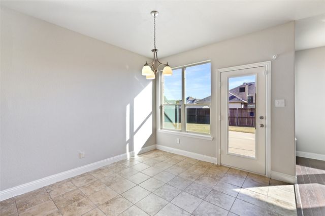 7353 Waterwell Trail, Forest Hill, TX 76140