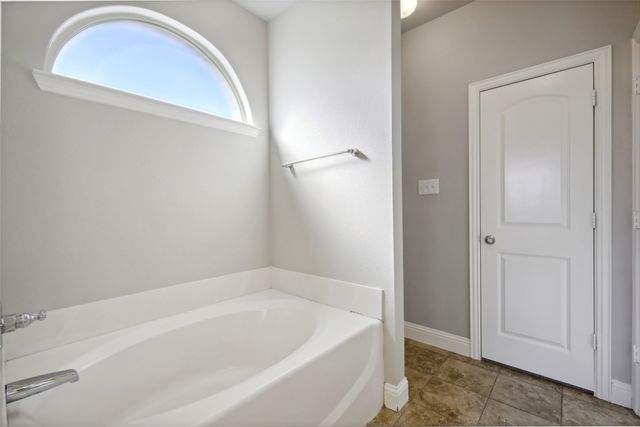 7353 Waterwell Trail, Forest Hill, TX 76140