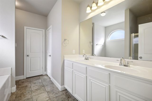 7353 Waterwell Trail, Forest Hill, TX 76140