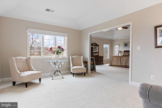 15058 BANKFIELD DR, Waterford, VA 20197