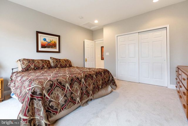 15058 BANKFIELD DR, Waterford, VA 20197