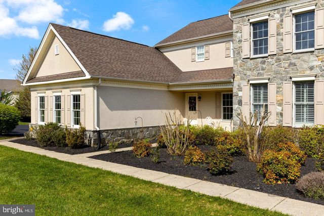 15058 BANKFIELD DR, Waterford, VA 20197