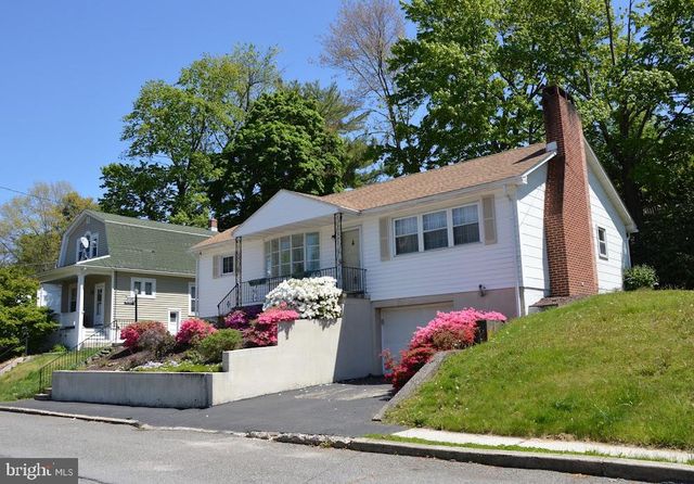 1825 S 2ND AVE, Pottsville, PA 17901