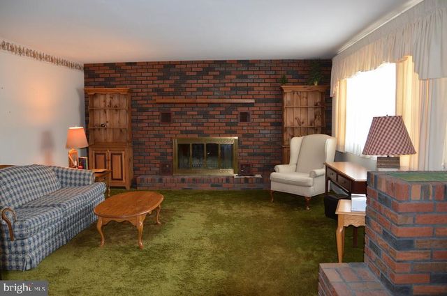 1825 S 2ND AVE, Pottsville, PA 17901