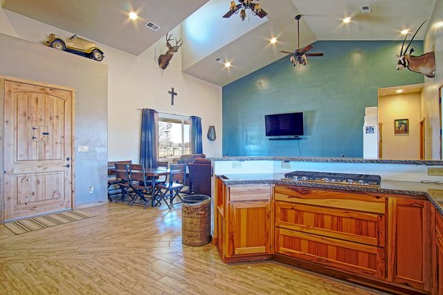 17 Tome Hill Road, Los Lunas, NM 87031