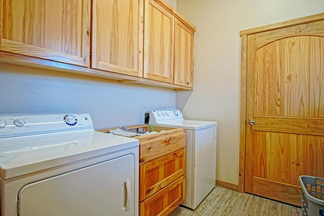 17 Tome Hill Road, Los Lunas, NM 87031