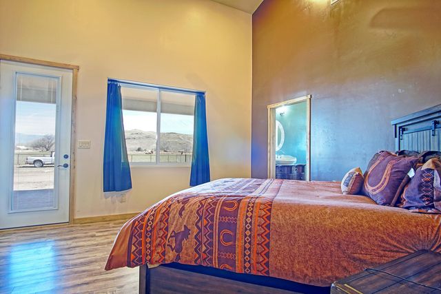 17 Tome Hill Road, Los Lunas, NM 87031