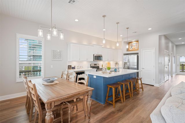 1900 Laguna Harbor Cove Boulevard, Port Bolivar, TX 77650