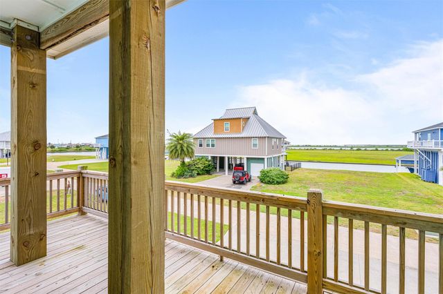 1900 Laguna Harbor Cove Boulevard, Port Bolivar, TX 77650