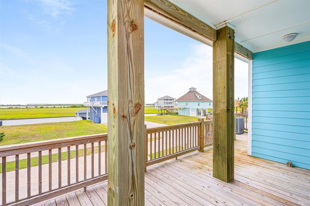 1900 Laguna Harbor Cove Boulevard, Port Bolivar, TX 77650