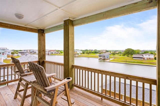 1900 Laguna Harbor Cove Boulevard, Port Bolivar, TX 77650