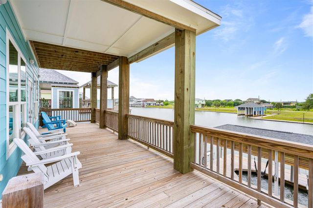 1900 Laguna Harbor Cove Boulevard, Port Bolivar, TX 77650