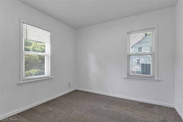 67 Pierce Avenue, Cuyahoga Falls, OH 44221