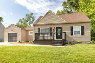 67 Pierce Avenue, Cuyahoga Falls, OH 44221