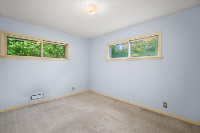 842 E Doty PLACE, Milwaukee, WI 53207