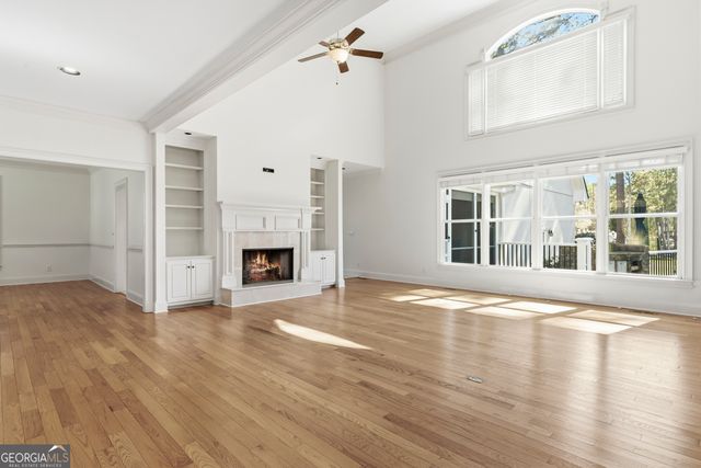 1811 Snug Harbor Drive, Greensboro, GA 30642