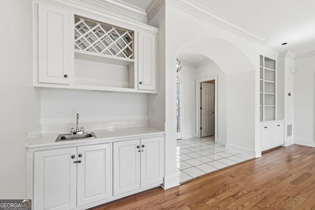 1811 Snug Harbor Drive, Greensboro, GA 30642