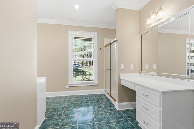 1811 Snug Harbor Drive, Greensboro, GA 30642