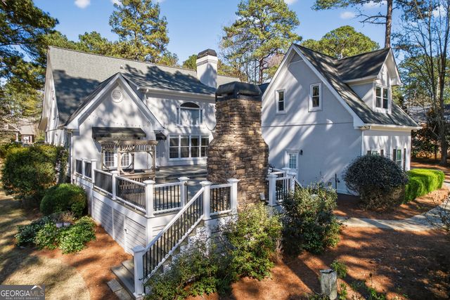 1811 Snug Harbor Drive, Greensboro, GA 30642