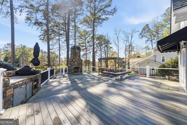 1811 Snug Harbor Drive, Greensboro, GA 30642