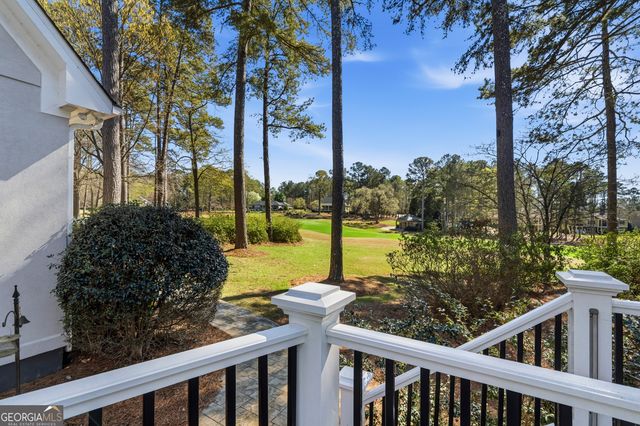 1811 Snug Harbor Drive, Greensboro, GA 30642