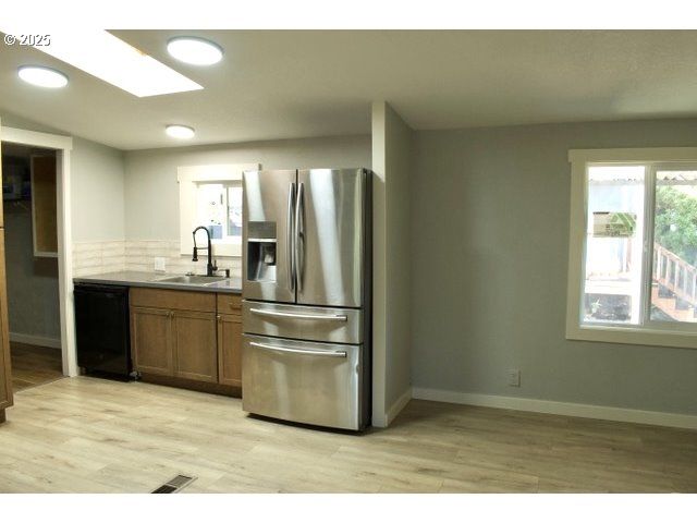 700 Ne 183RD Ave 7, Portland, OR 97230