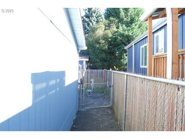 700 Ne 183RD Ave 7, Portland, OR 97230