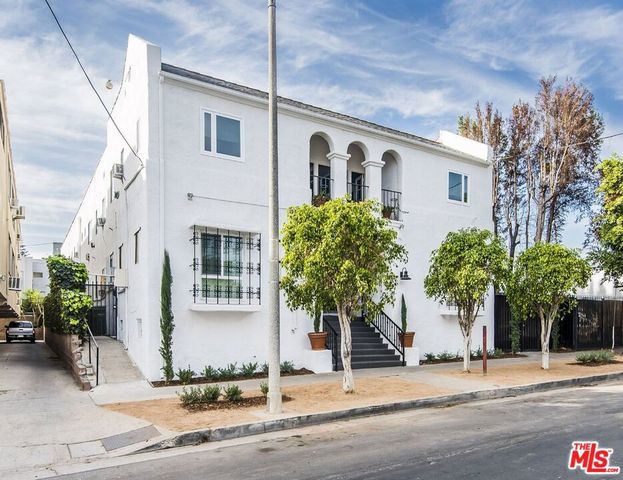 1439 N Curson Avenue, Los Angeles, CA 90046