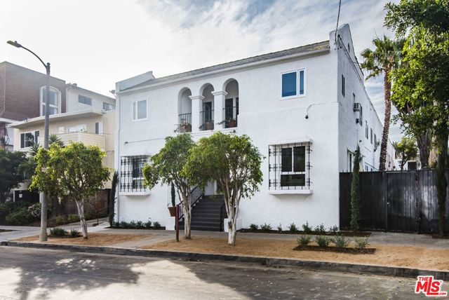 1439 N Curson Avenue, Los Angeles, CA 90046