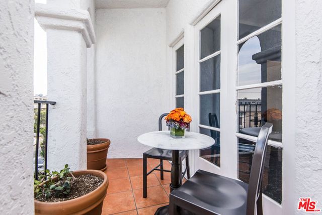 1439 N Curson Avenue, Los Angeles, CA 90046