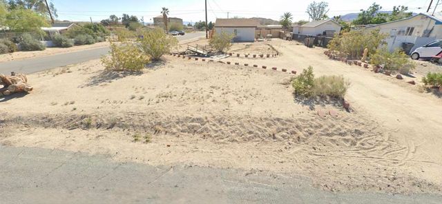 72425 Cactus Drive, 29 Palms, CA 92277