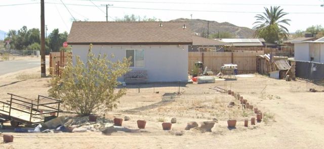72425 Cactus Drive, 29 Palms, CA 92277